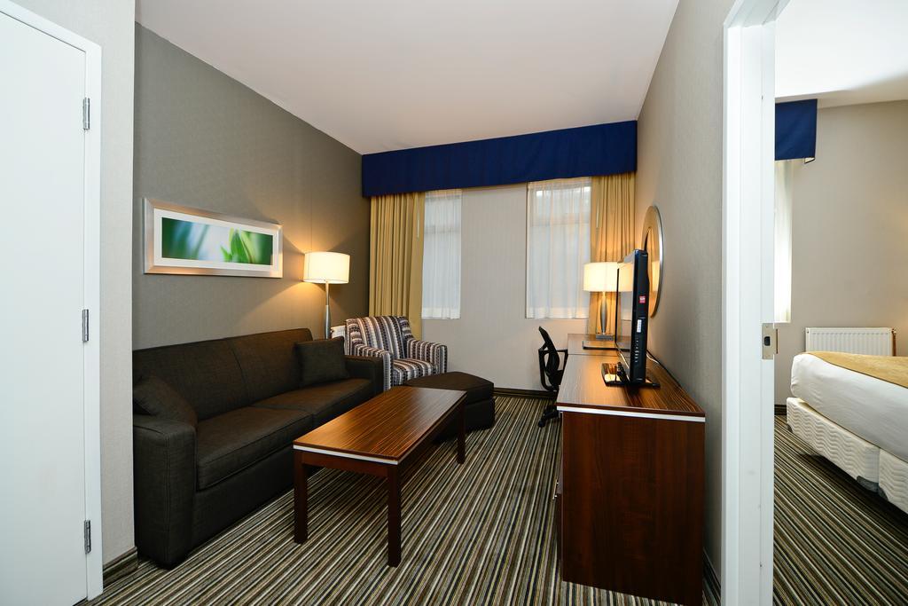 Comfort Inn Toronto City Centre Екстер'єр фото