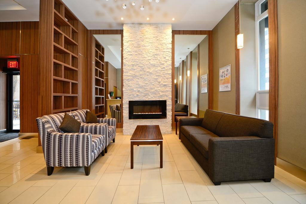 Comfort Inn Toronto City Centre Екстер'єр фото